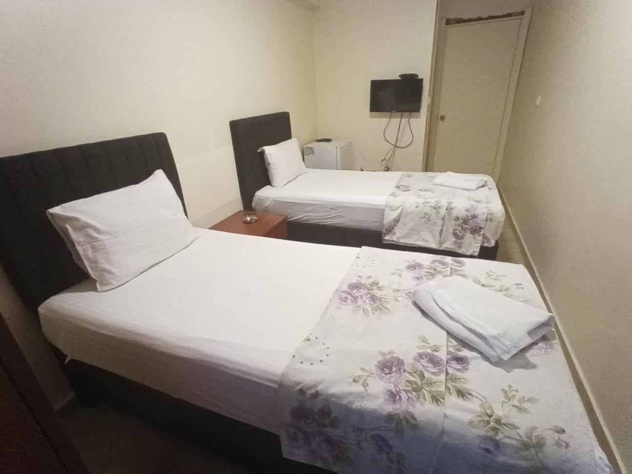 Sah Otel อิสตันบูล ภายนอก รูปภาพ