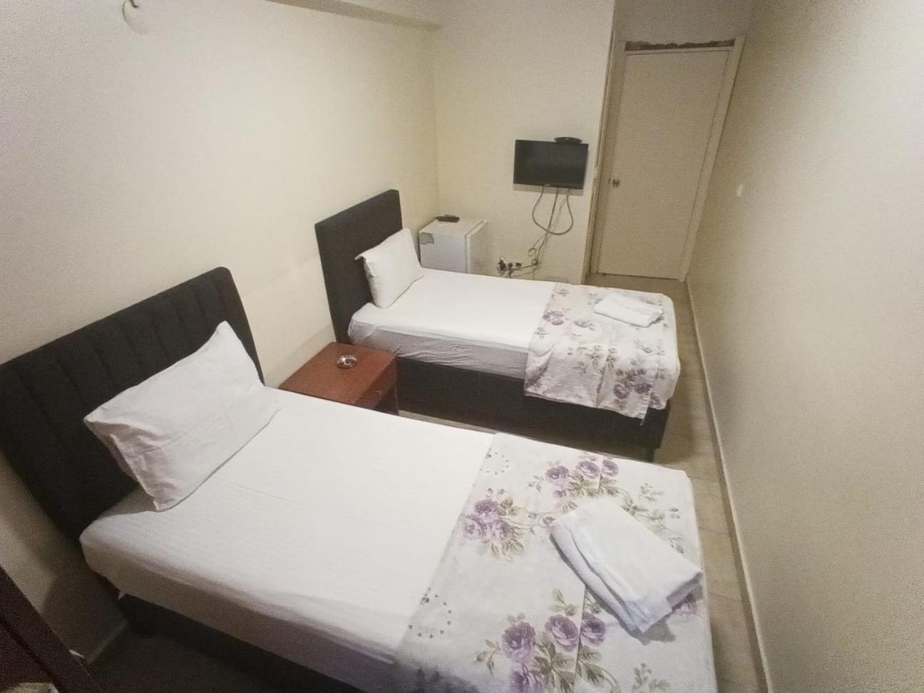 Sah Otel อิสตันบูล ภายนอก รูปภาพ